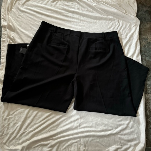 Eloquii Elements Wide Leg Trousers in Black Onyx - Picture 7 of 9